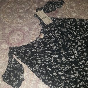 Mossimo Cute Flowey Dress